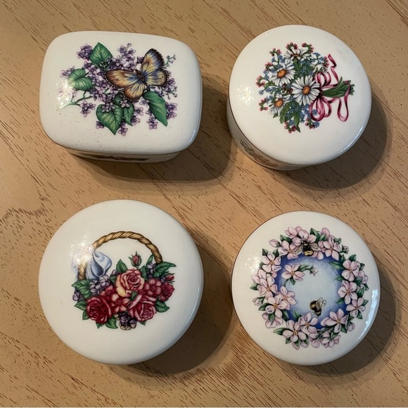 Lot of 4 1985 Heritage House Porcelain Music Box Trinket Crafted in Japan - Picture 3 of 13